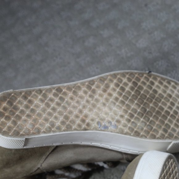 STEVE MADDEN LIFT Size 10B SUEDE WEDGE FAUX FUR ANKLE BOOT - Picture 6 of 6